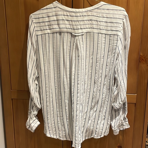 Vintage America casual faux wrap blouse (L) - Picture 7 of 8